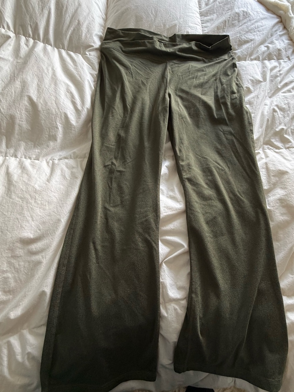 Old Navy Olive Green Wide-Leg Plus Sized Leggings